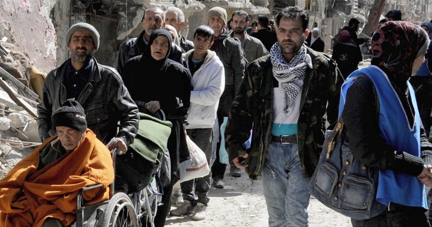 Esnaf şikayet etti Suriyeliler toplandı