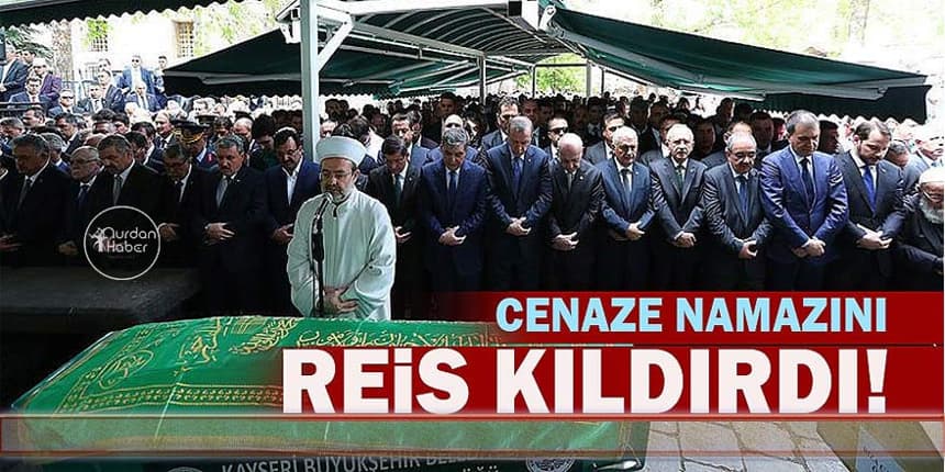 Ahmet Hamdi Gül’ün cenaze namazını Mehmet Görmez kıldırdı