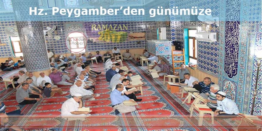 Tarihi camilerde mukabele geleneği yaşatılıyor