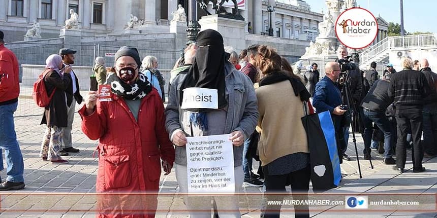 Viyana’da “burka yasağı”na protesto