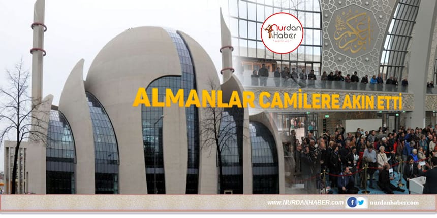 Almanya’da camiler ziyaretçi akınına uğradı