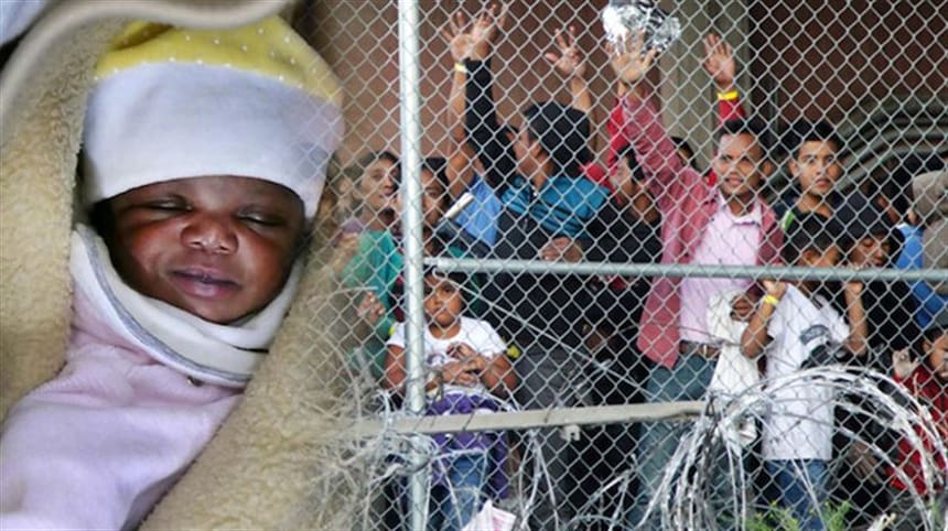 Göçmenlere Amerikan işkencesi: Yeni doğan bebekler ailelerinden alınıyor, hamile kadınlar zincirlere bağlanıyor
