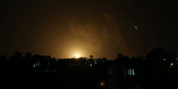 Siyonistler durmuyor! Gazze’ye yine saldırdılar