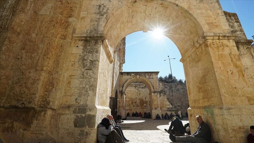 Rahmet Kapısı Mescidi, İsrail’in baskısı altında